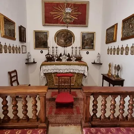 Palazzo Del Prelato 엠디나